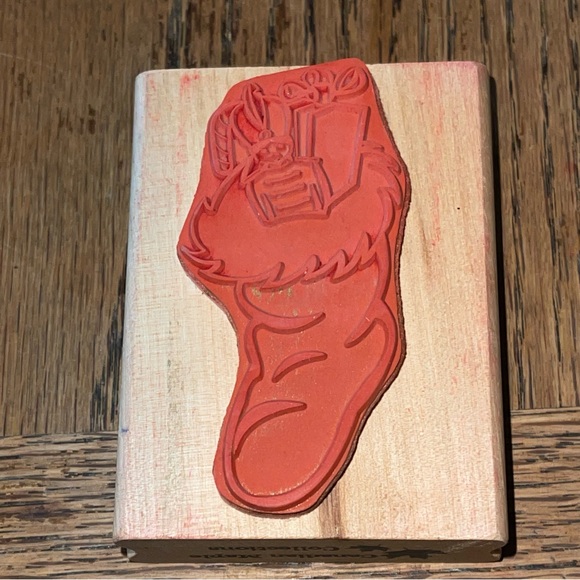 Canadian Maple Collections Christmas Stocking Gifts Toys Rubber Stamp. - Picture 4 of 4